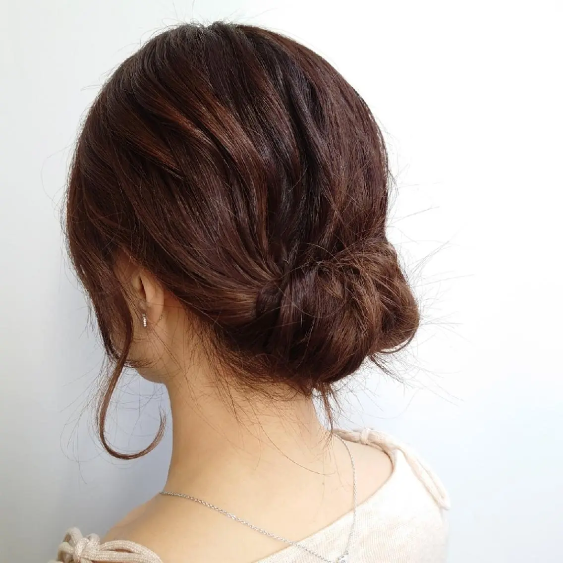 ミディアム ヘアアレンジ カラー 着物ヘア 三つ編み 入学式 卒業式のヘアスタイル サイドバング ヘアセット かわい ゆうな 髪質改善/縮毛矯正のヘアスタイル