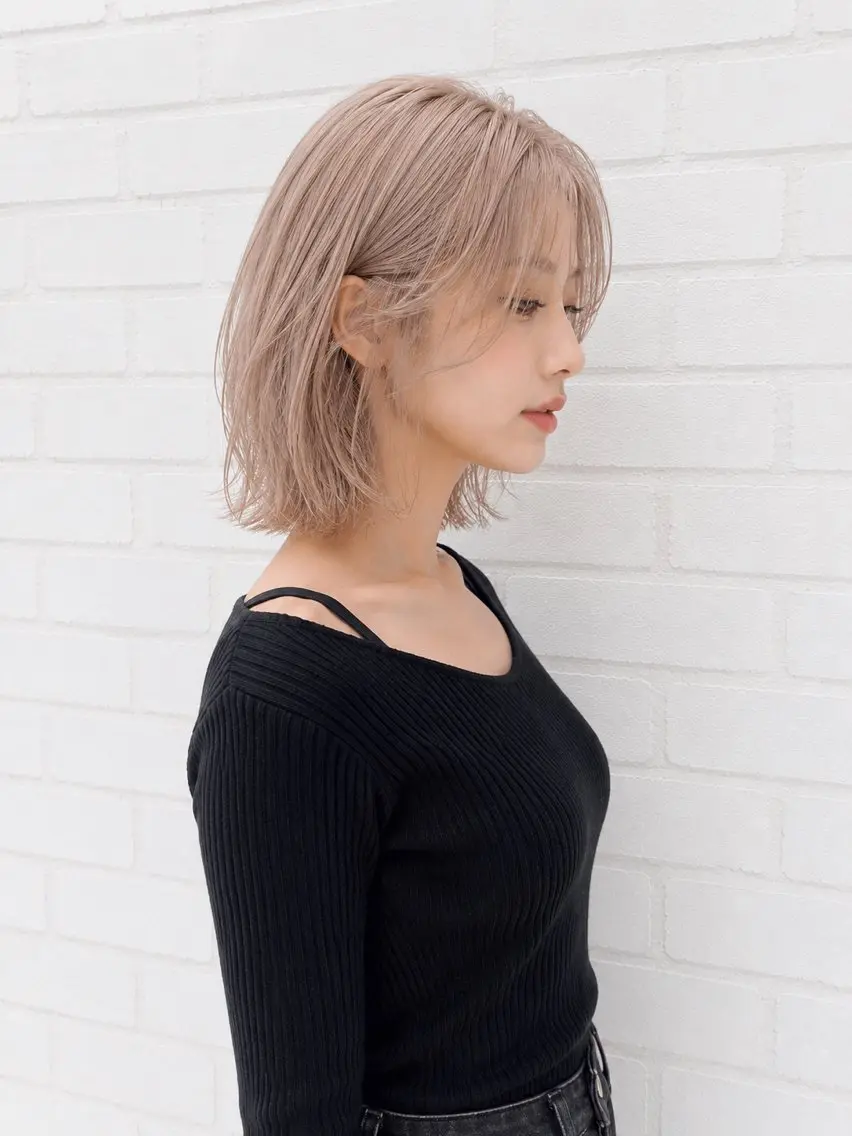 ショート カラー ボブレイヤー ベージュカラー 透明感カラー ハイトーンカラー ミルクティーベージュ カット ヘアカラー トリートメント 【韓国風特化】 池田一之のヘアスタイル