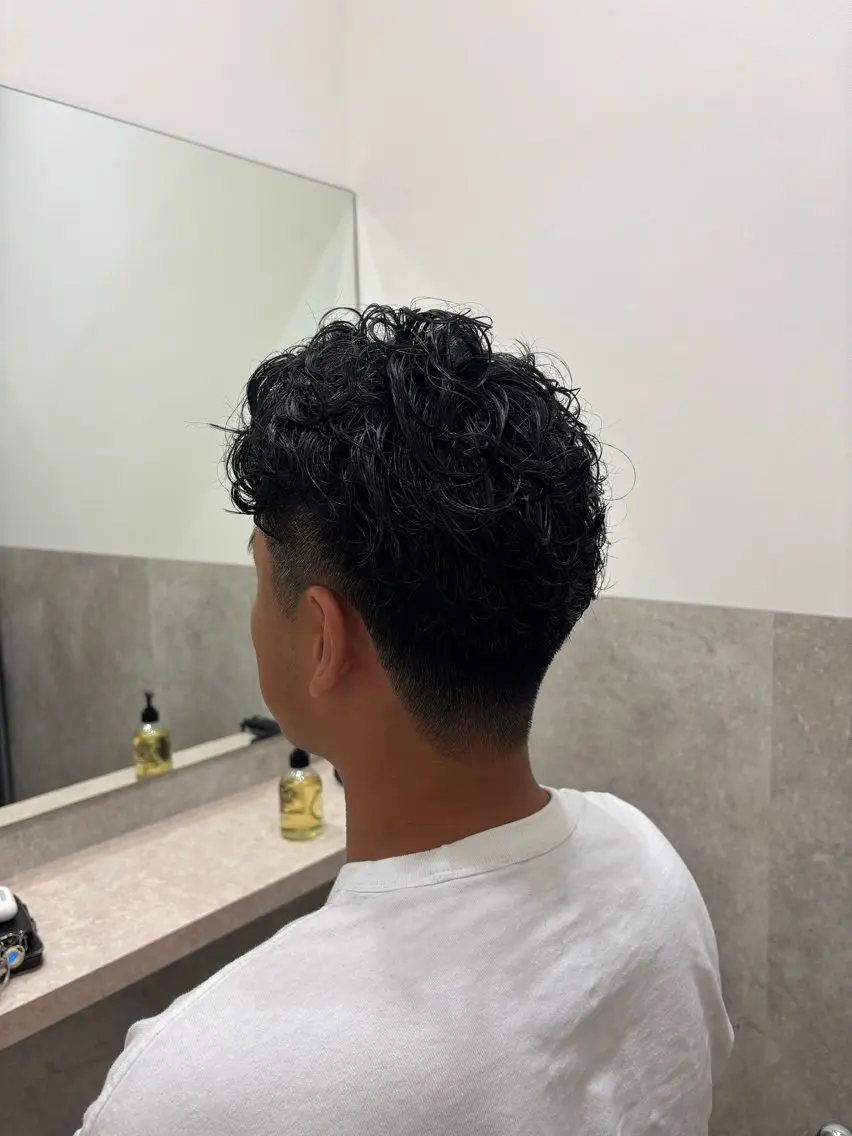 メンズ カット パーマ トリートメント サトウ ヒロヤのヘアスタイル