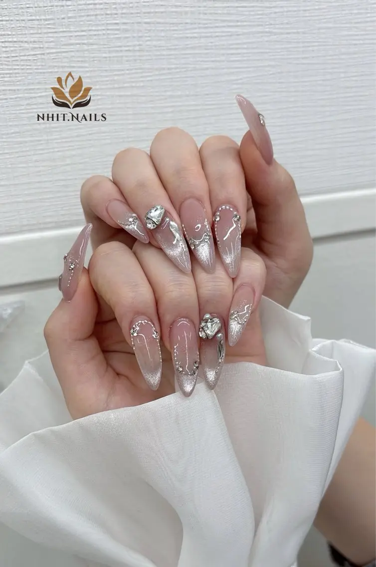 ネイル ハンドネイル Nhit Nailsのネイルデザイン