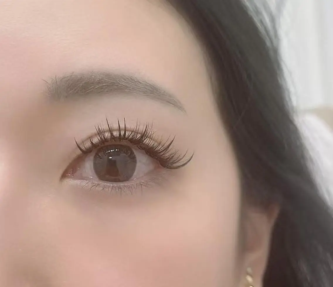 マツエク・マツパ 束感まつ毛 韓国風マツエク ナチュラル ワンホンマツエク Haru💖Eye lash🌻日暮里店のマツエク・マツパデザイン