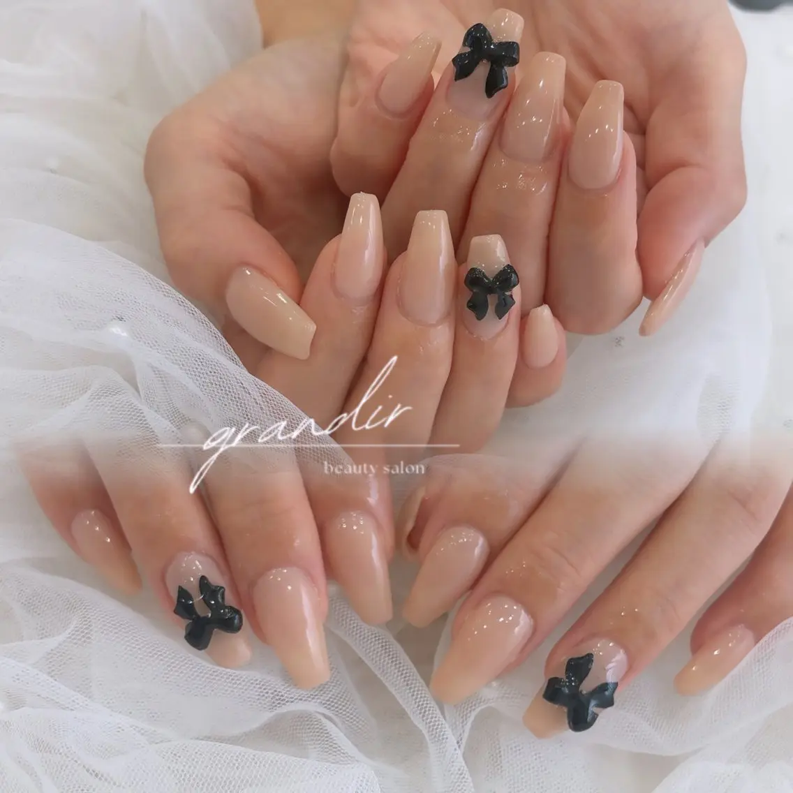 ネイル ハンドネイル grandir🦋 MOMOKAのネイルデザイン