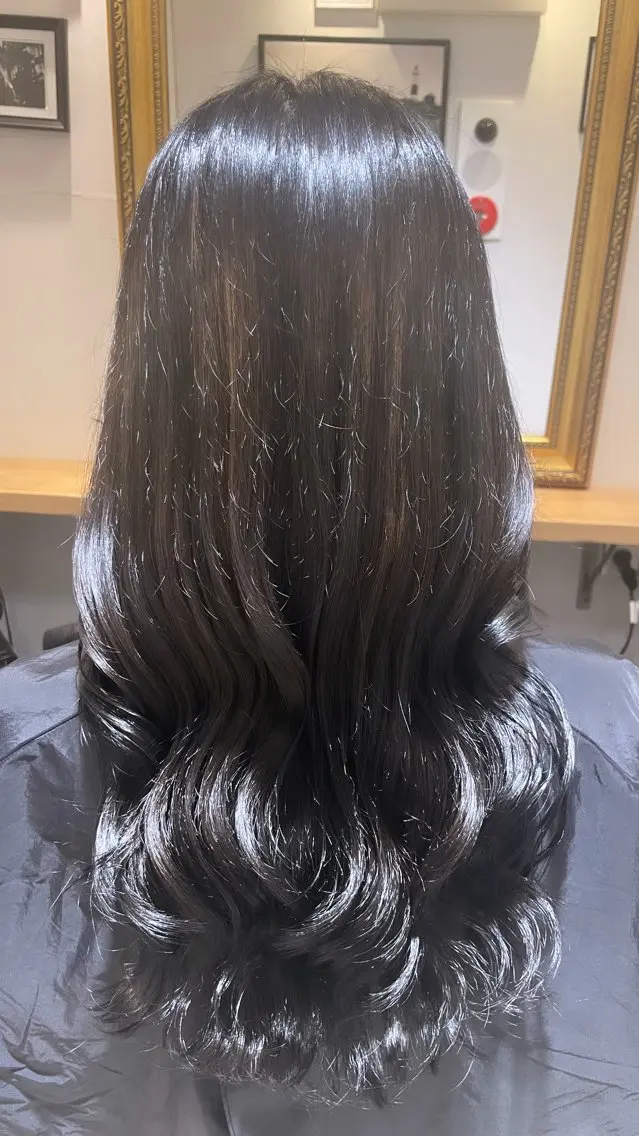ロング 田中 志織のヘアスタイル