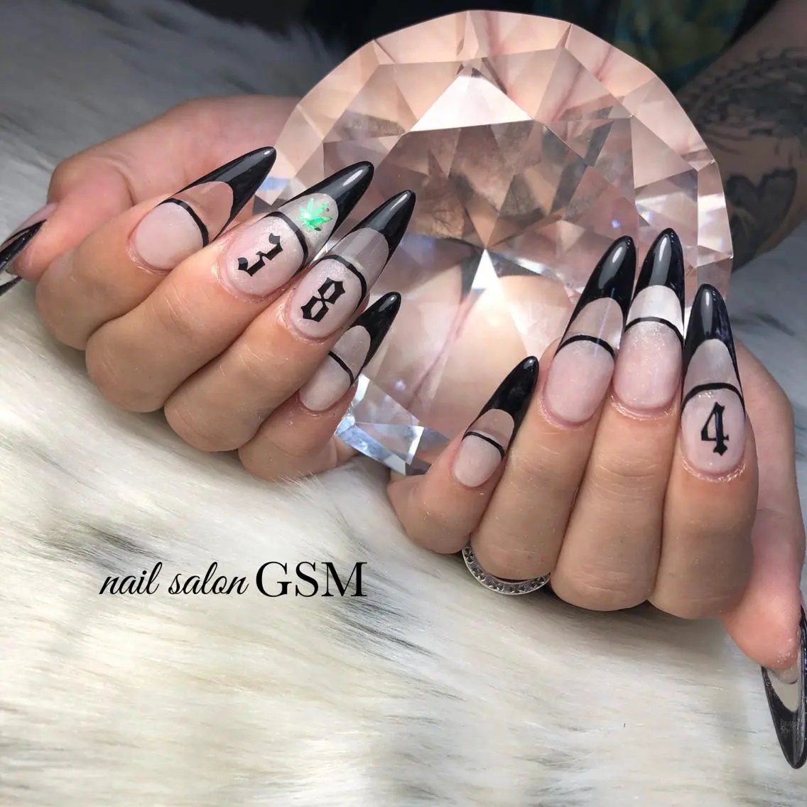 ネイル クリアネイル フレンチネイル ハンドネイル nail salon GSMのネイルデザイン