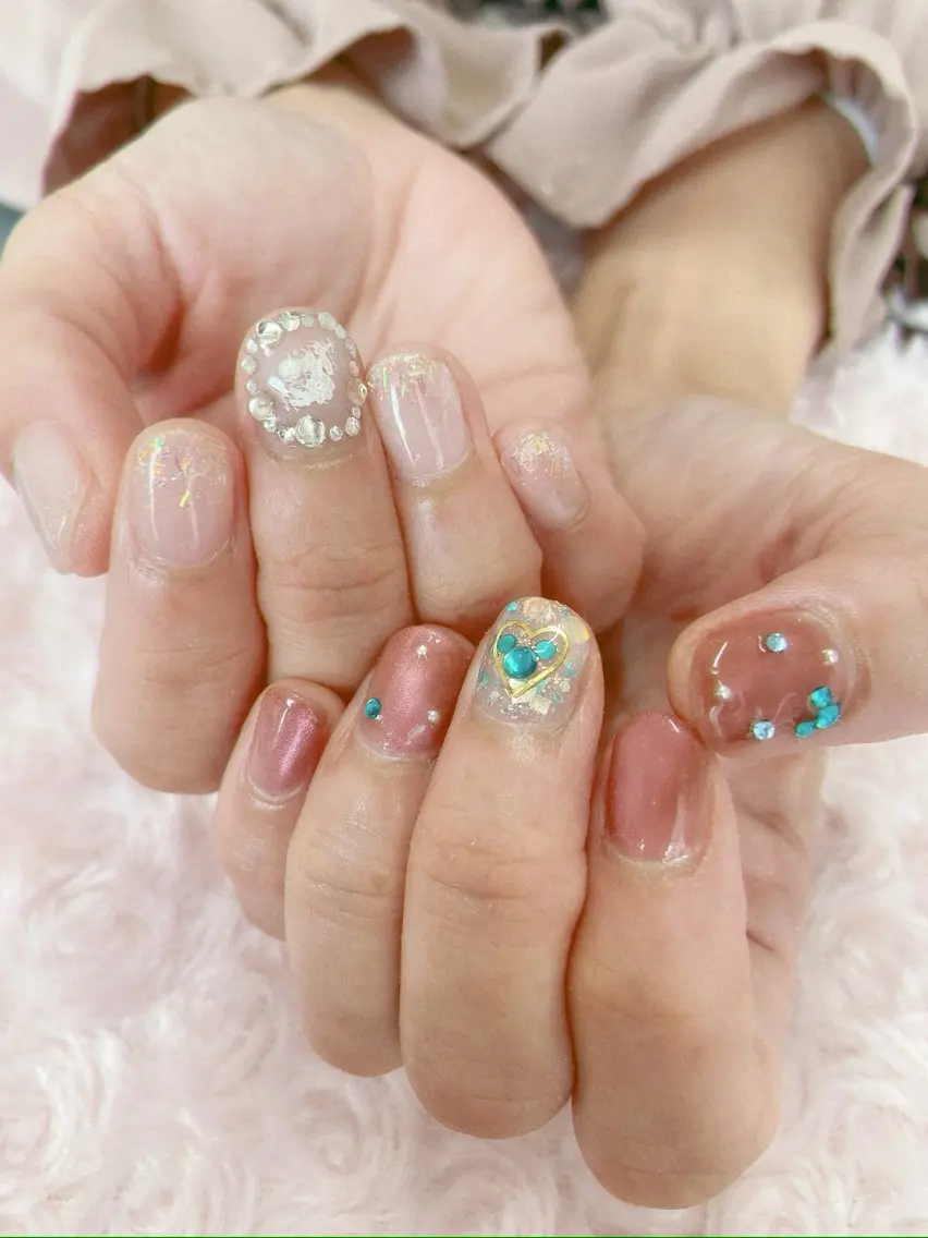 ネイル マグネットネイル ハンドネイル 前田 りかのネイルデザイン