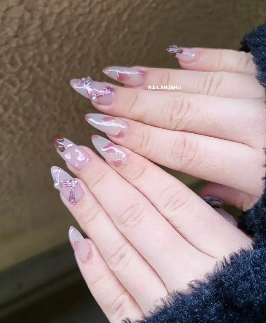 ネイル 持ち込み ニュアンスネイル ワンカラーネイル シンプルネイル 春ネイル ハンドネイル 3dパーツ/流行り 👧shushu❤️のネイルデザイン