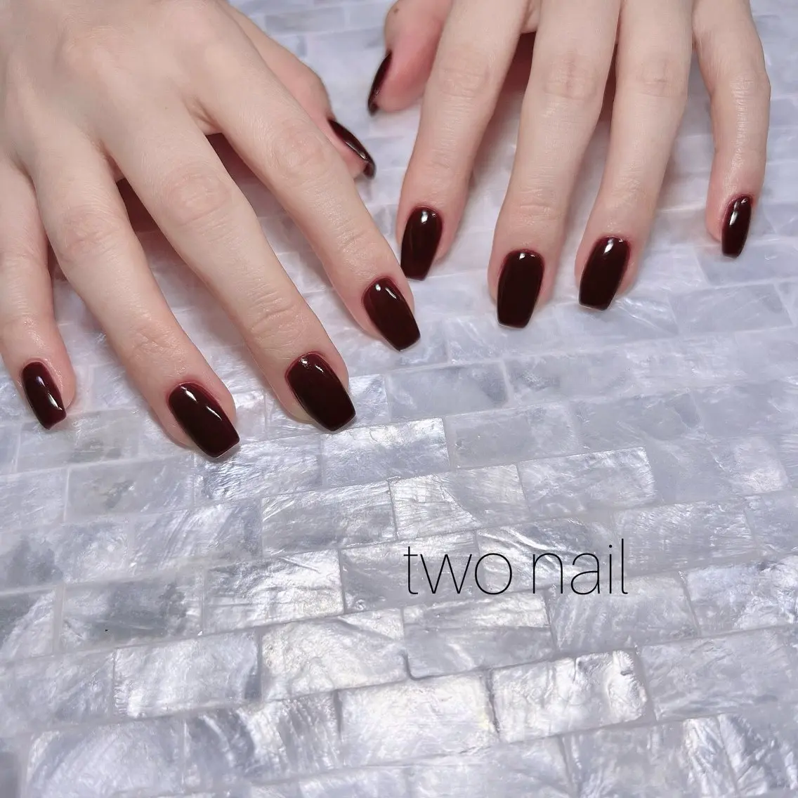 ネイル ネイルチップ ホワイト ハンドネイル two nailのネイルデザイン