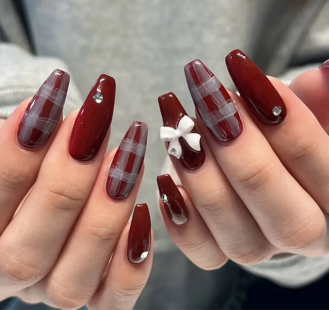 ネイル ハンドネイル NiJi Nailsのネイルデザイン