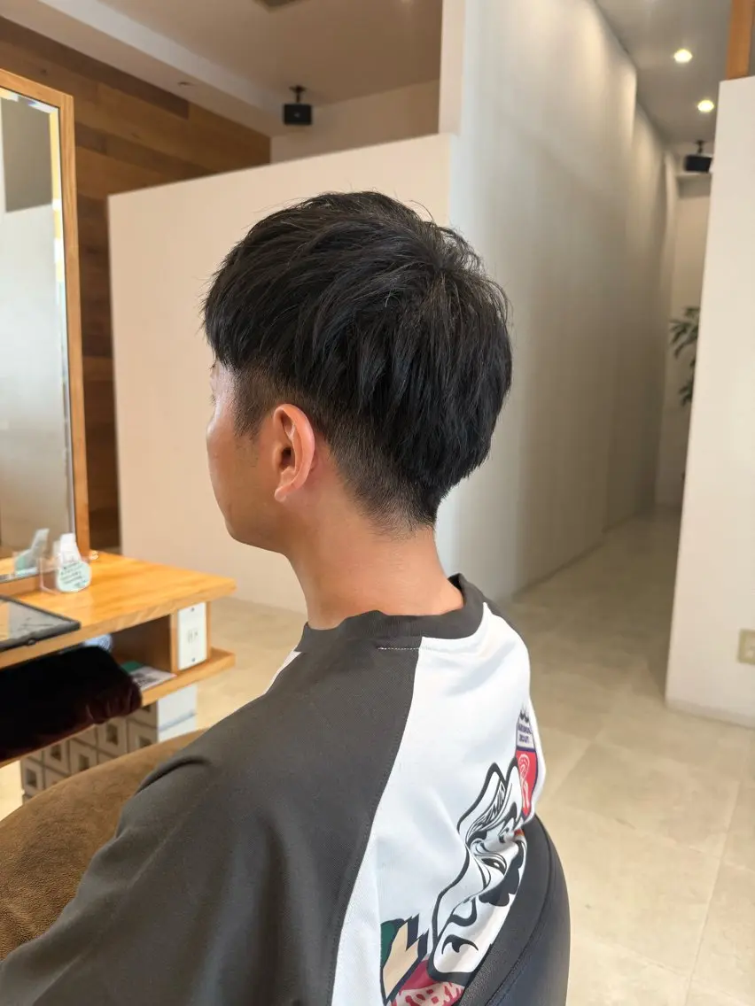 メンズ ツーブロック 花田 梨佳のヘアスタイル