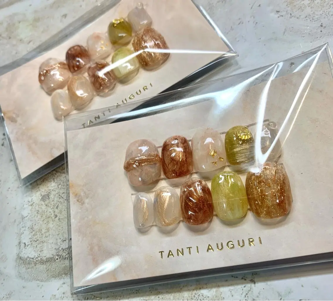 ネイル マグネットネイル マットネイル ミラーネイル ニュアンスネイル ぷっくりネイル ハンドネイル lore. nailのネイルデザイン