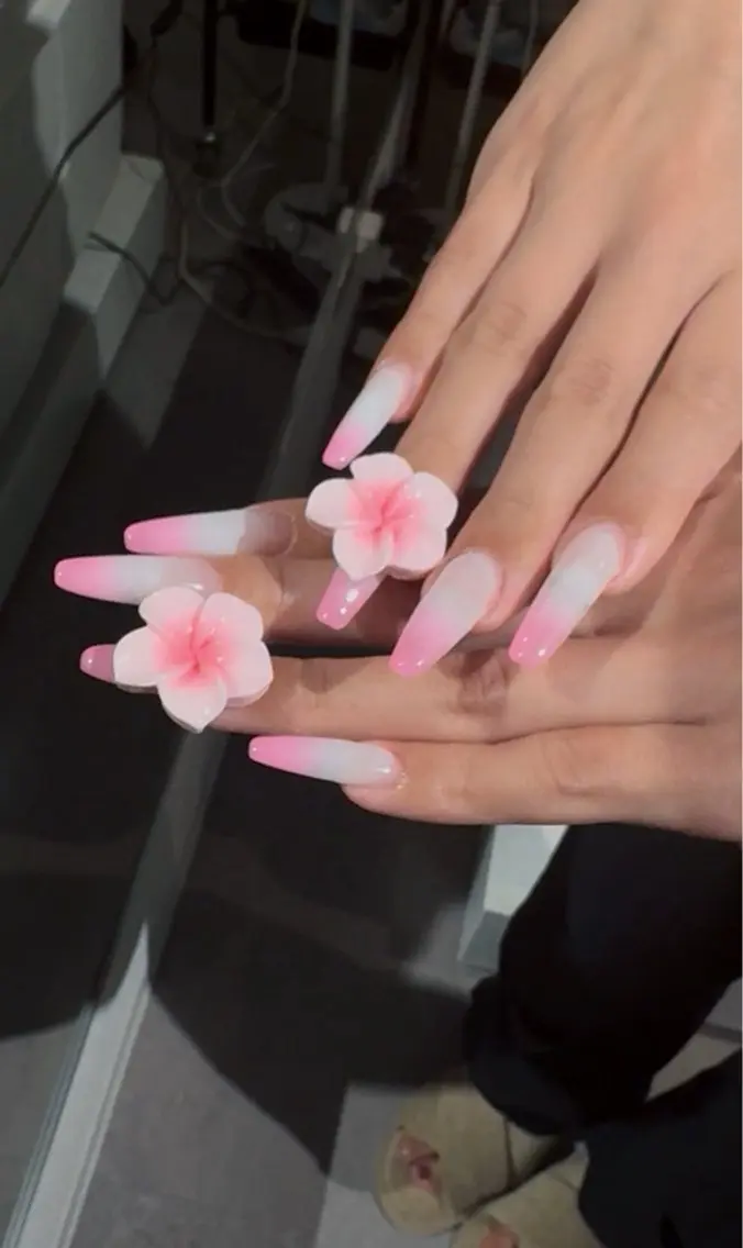 ネイル ハンドネイル エル ネイル&アイラッシュのネイルデザイン