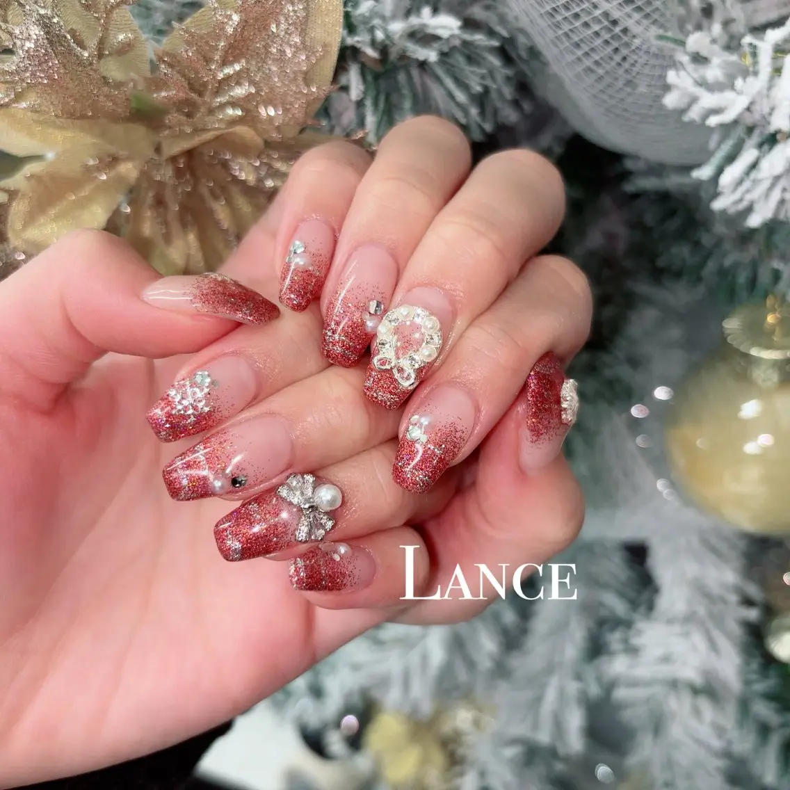 ネイル オーロラネイル フットネイル フレンチネイル ガラスフレンチ 氷ネイル・うるうるネイル ハンドネイル Lance nailのネイルデザイン