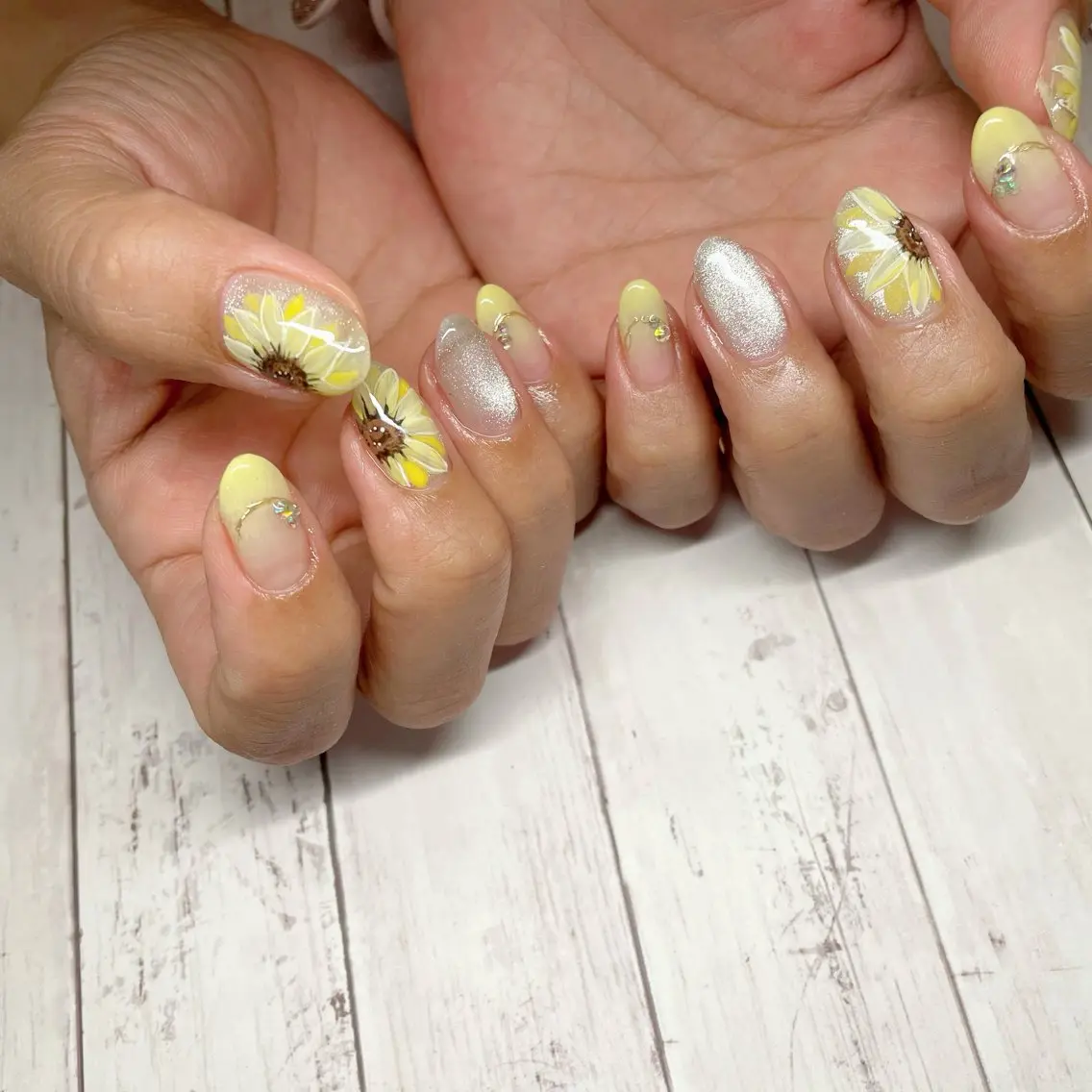 ネイル ハンドネイル y39nail toshiのネイルデザイン