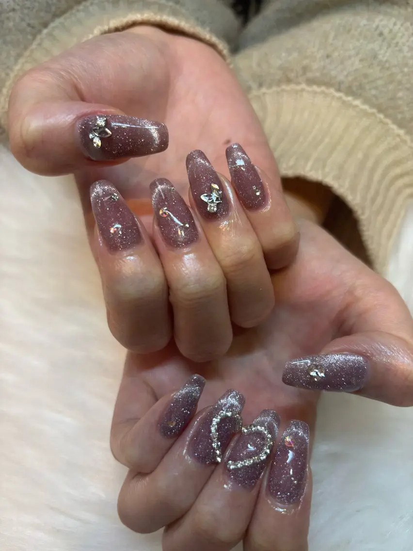 ネイル フレンチネイル キラキラネイル マグネットネイル マグネットフレンチ SHIMA YURIEのネイルデザイン