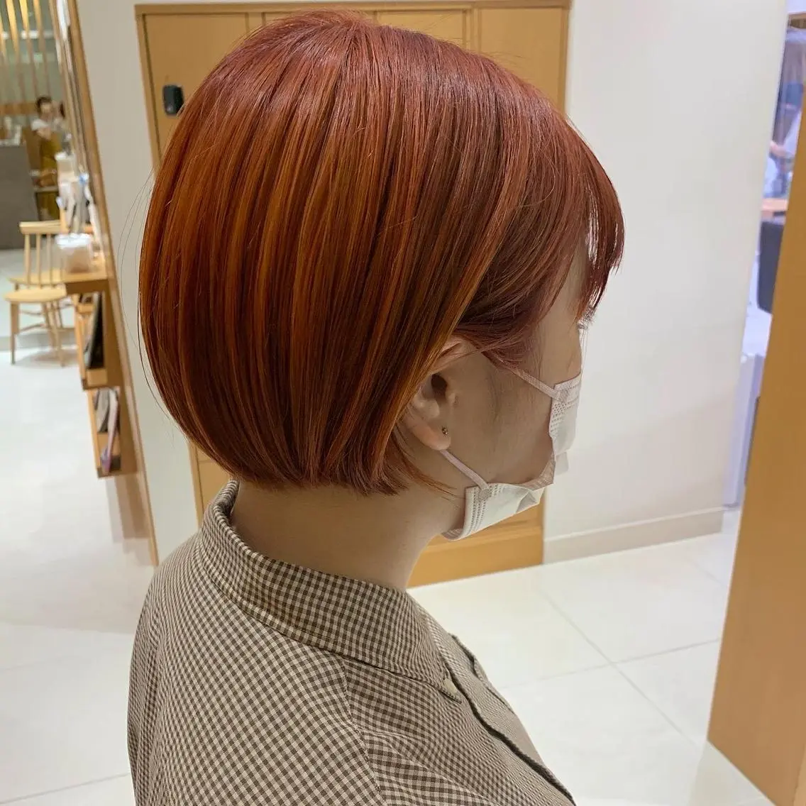 ショート カラー 下川 由貴のヘアスタイル