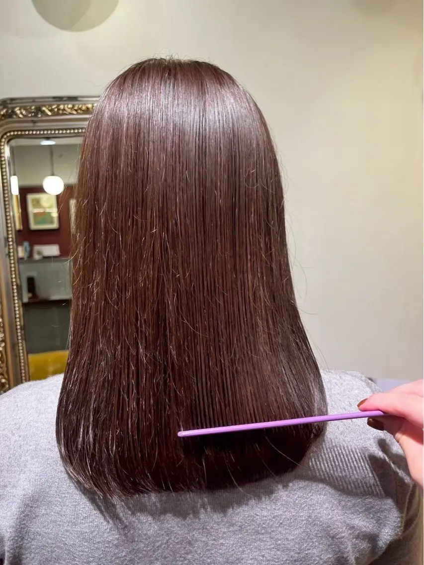 カラー 加部 采音のヘアスタイル
