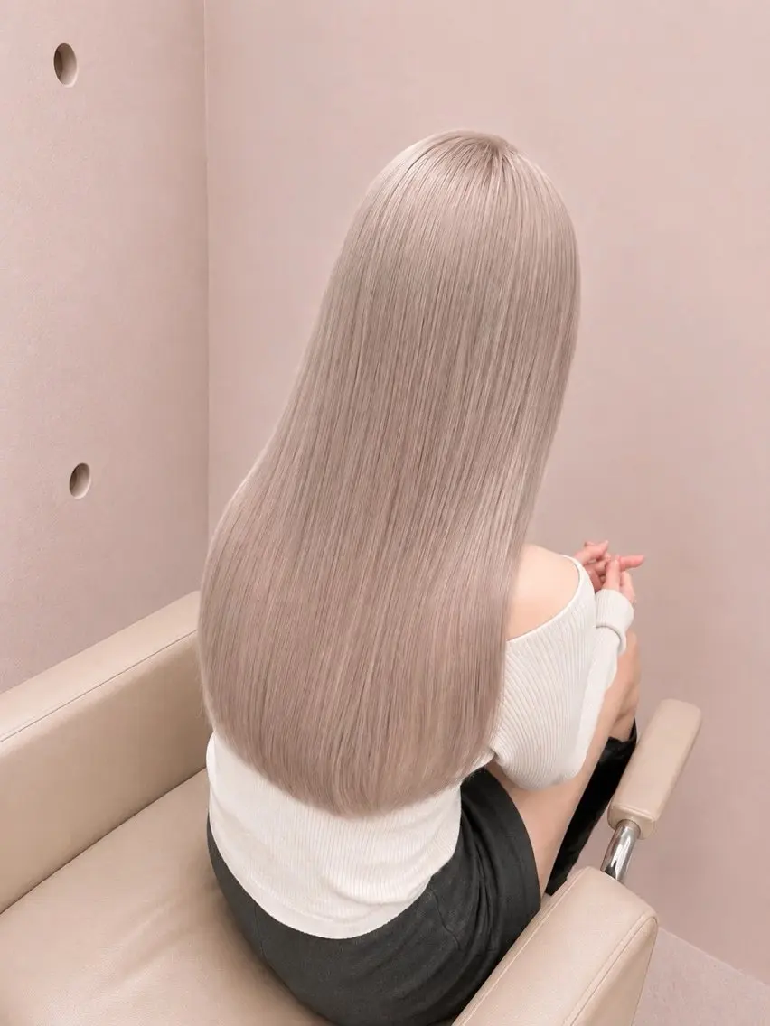 ミディアム 池袋/ブリーチ🌈 ダブルカラー🌟のヘアスタイル