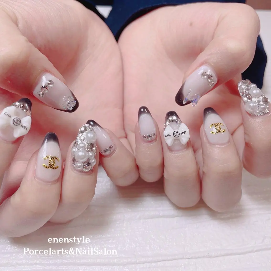 ミディアム ネイル 🐾enen style 🐾のネイルデザイン