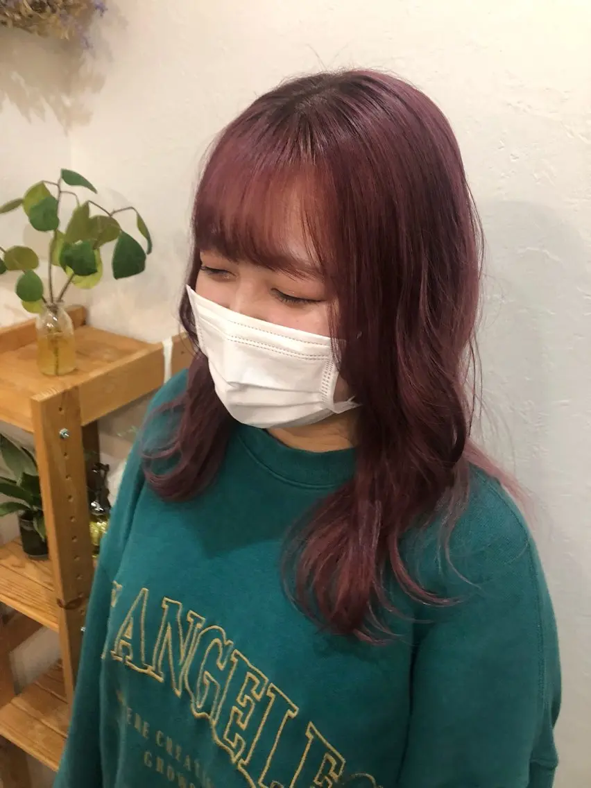 セミロング カラー ブリーチ 石原 奈乃帆のヘアスタイル