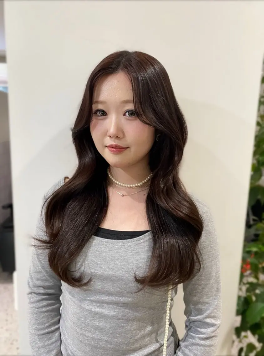 カラー カット ヘアカラー トリートメント RISAKO レイヤーカット🎀のヘアスタイル