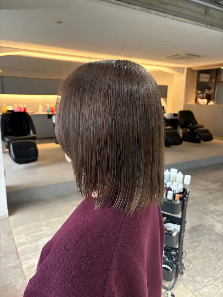 ショート カラー ブリーチ グレージュ ヘアカラー 玉置七海✨ ／透明感／髪質改善のヘアスタイル