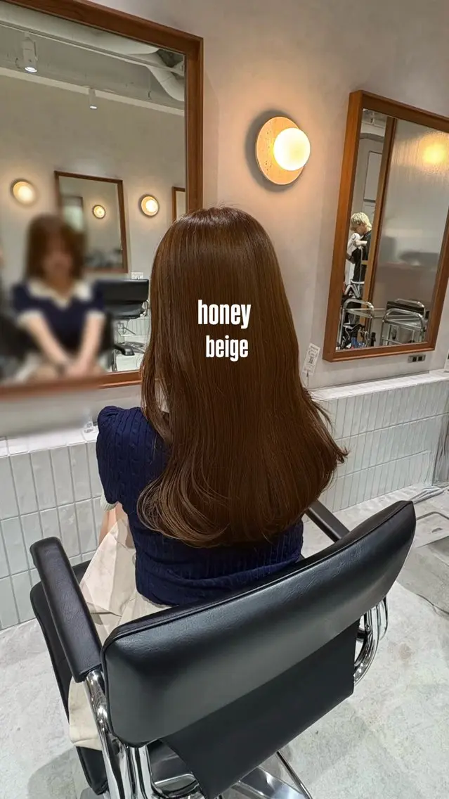 ロング ヘアカラー SANO YUIのヘアスタイル