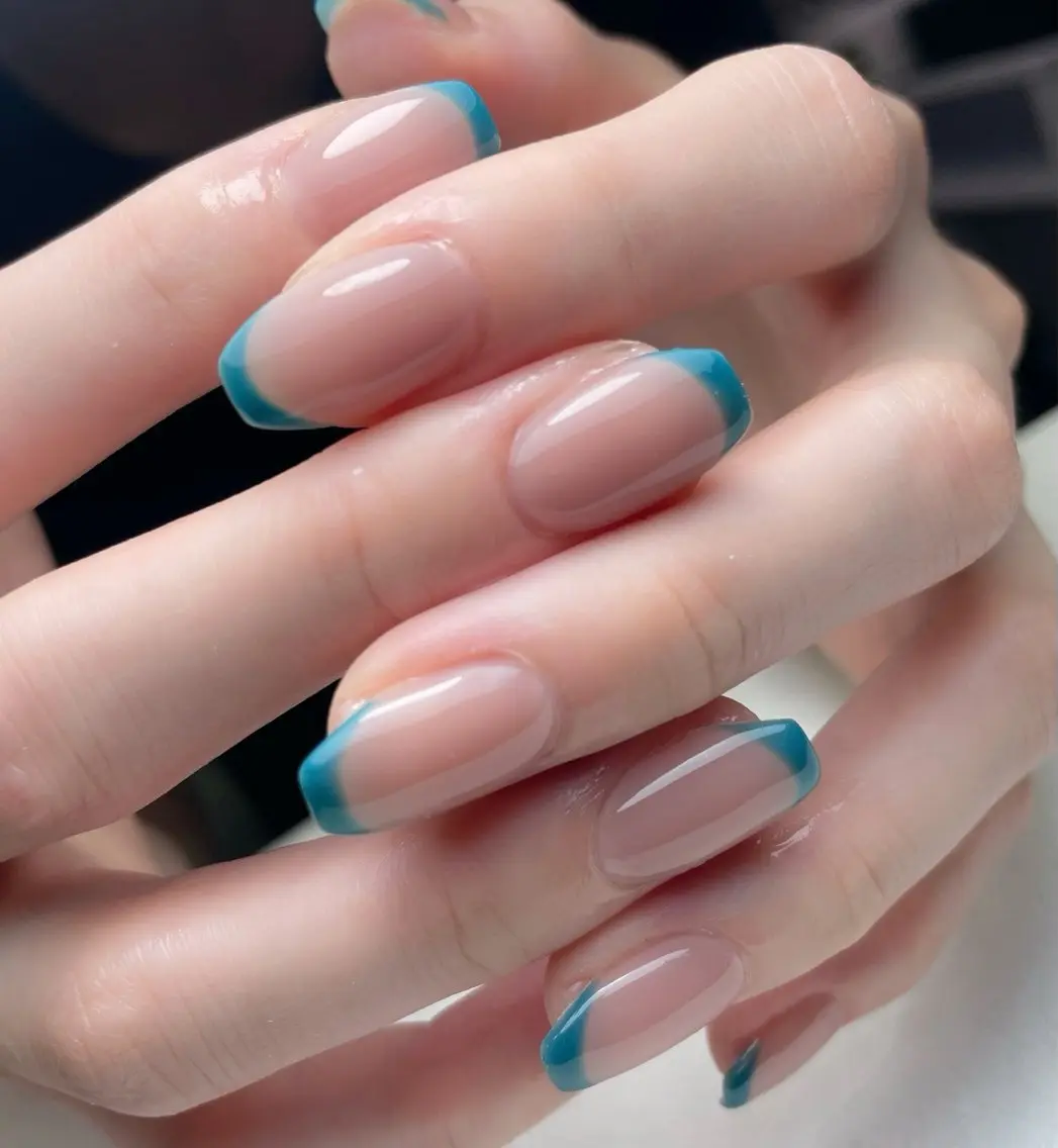 ネイル オーロラネイル 長さ出し フットネイル フレンチネイル ジェルネイル 中野駅から2分 MEO NAILのネイルデザイン