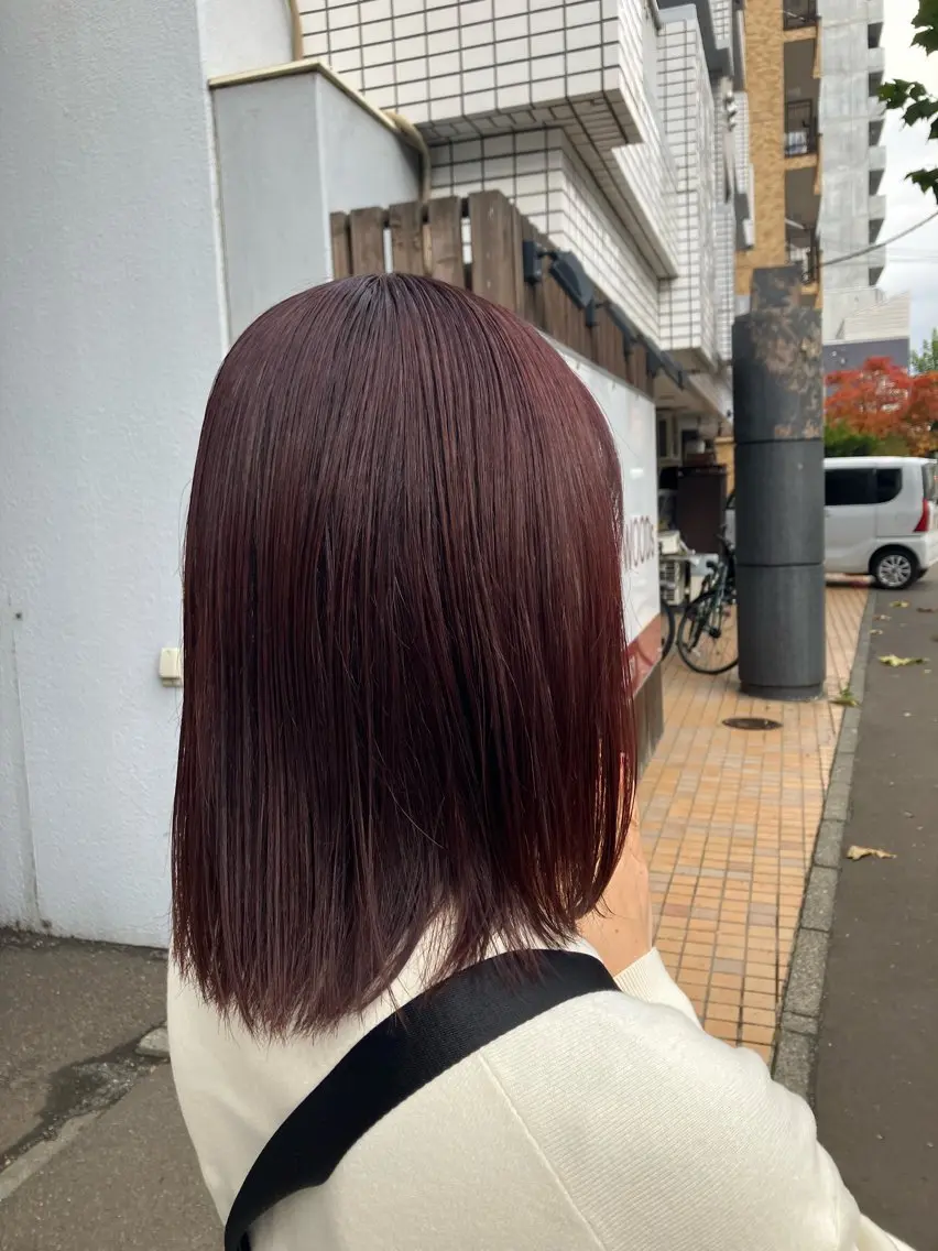 ミディアム カラー ブリーチ ハイトーンカラー ブリーチなしカラー ピンクカラー レッドカラー ヘアカラー Tink 橋本 青空のヘアスタイル