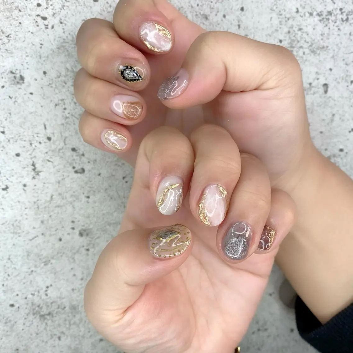 ショート カラー パーマ ヘアアレンジ メンズ キッズ ネイル マツエク・マツパ ショートヘア アートネイル フラッシュネイル マグネットネイル ミラーネイル ハンドネイル Salon Ｋのネイルデザイン
