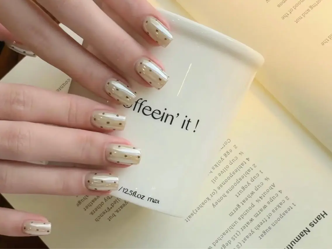 ネイル チークネイル 長さ出し フットネイル フレンチネイル ジェルネイル Nude Nailstudioのネイルデザイン