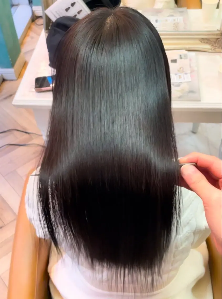 ロング 髪質改善 韓国風ヘア レイヤーカット ロング 縮毛矯正 カット ヘアカラー 縮毛矯正 トリートメント 美髪縮毛矯正🩶 髪質改善/Shinaのヘアスタイル