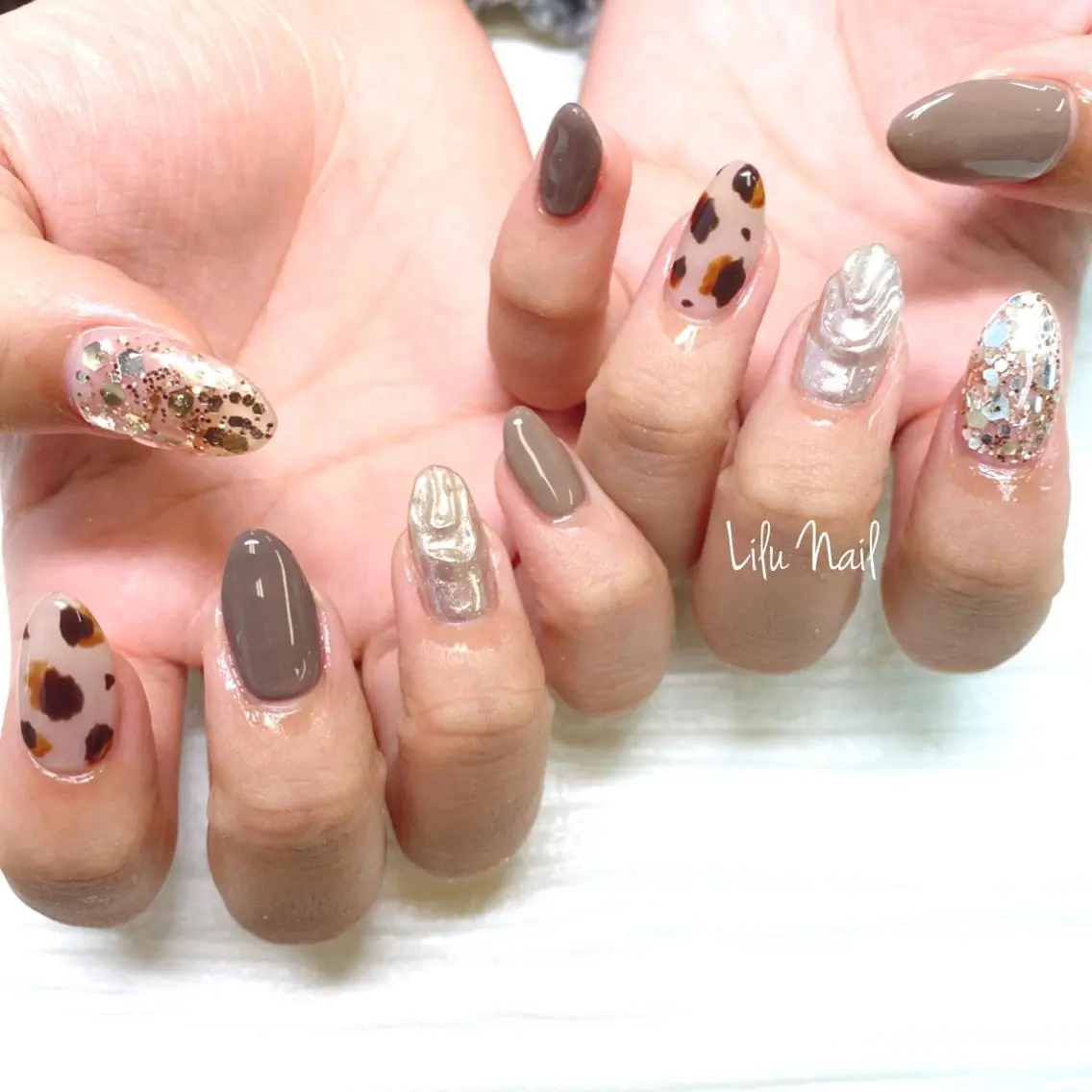 ネイル ミラーネイル ニュアンスネイル モチの良さ◉ フィルインネイル♡のネイルデザイン