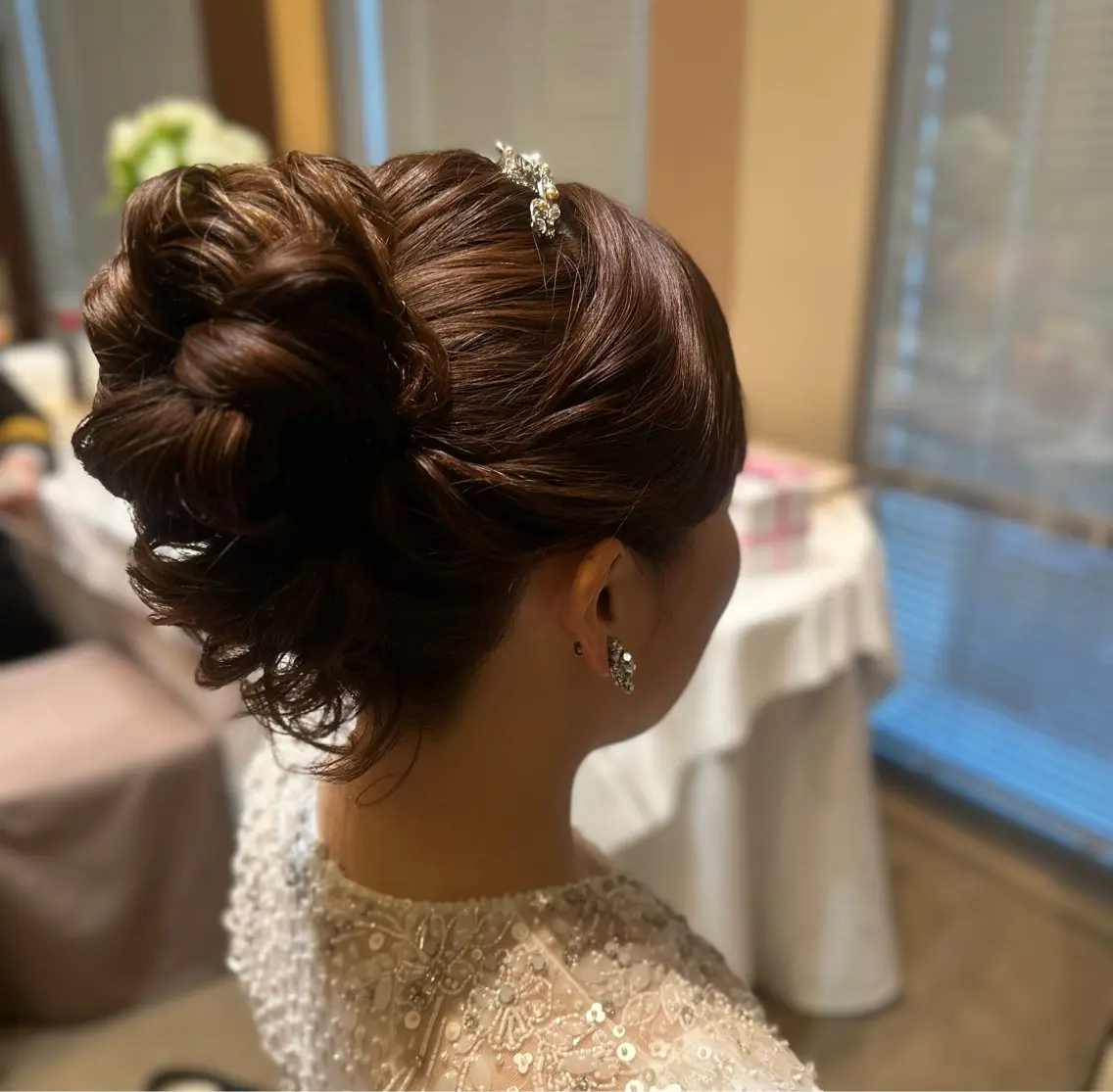 ロング ヘアアレンジ 結婚式・ブライダル ヘアセット un/cil (ｱﾝｼﾙ)のマツエク・マツパデザイン
