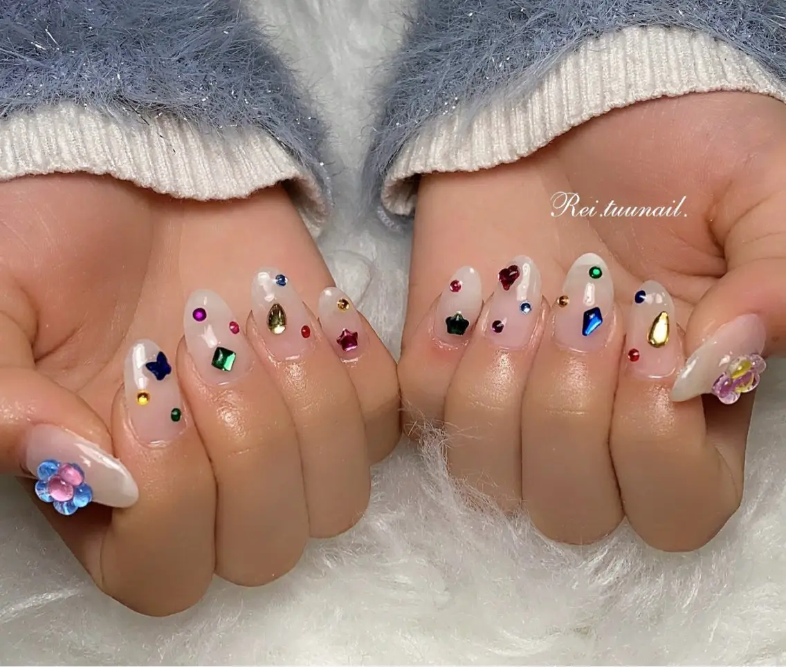 ネイル チークネイル フラッシュネイル フットネイル フレンチネイル ガラスフレンチ Nailsalon / Rei.tuuのネイルデザイン