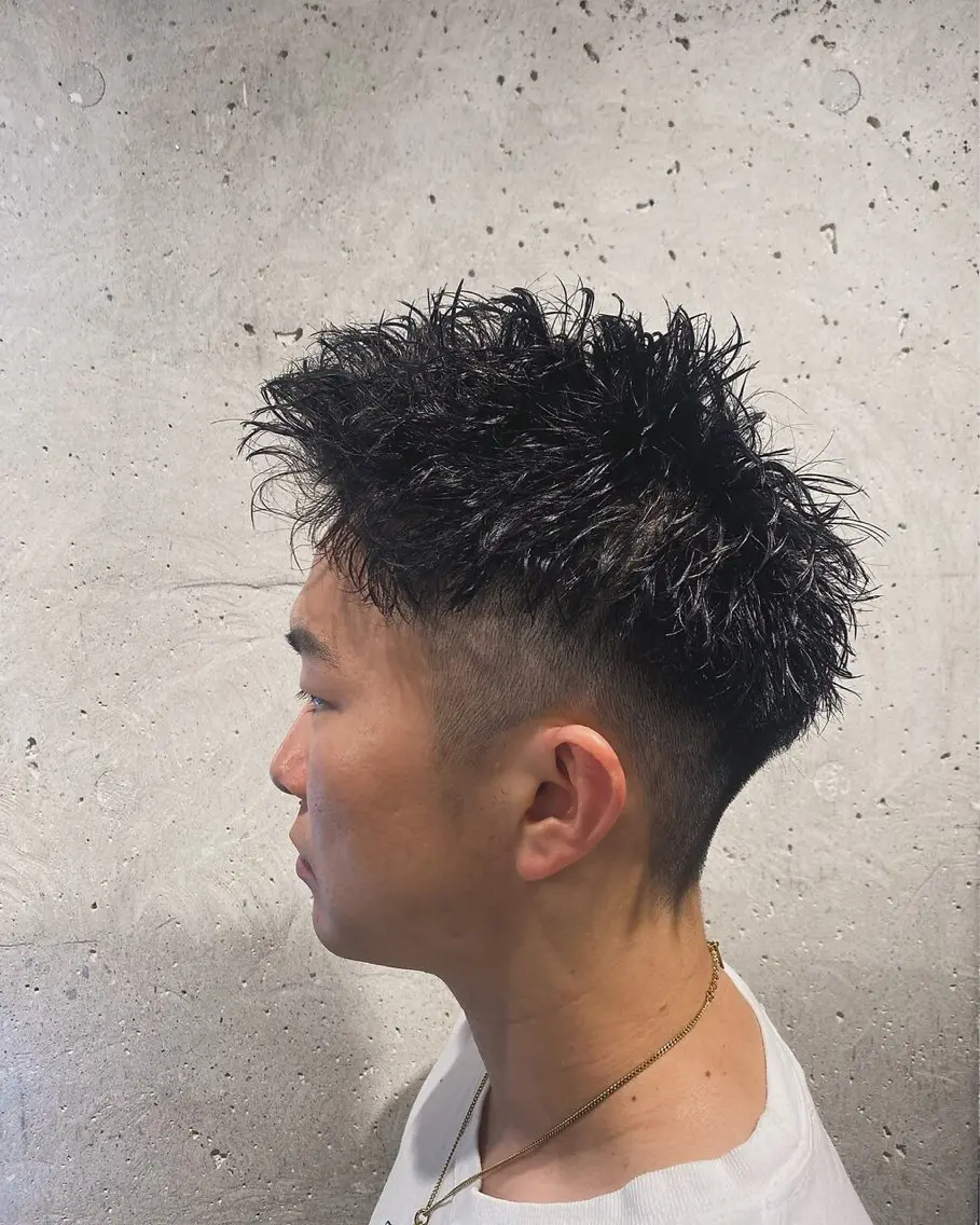 ショート パーマ メンズ メンズバレイヤージュ メンズブリーチ メンズハイライト メンズインナーカラー メンズメッシュ カット 髪質改善/透明感 OAK兵庫のヘアスタイル