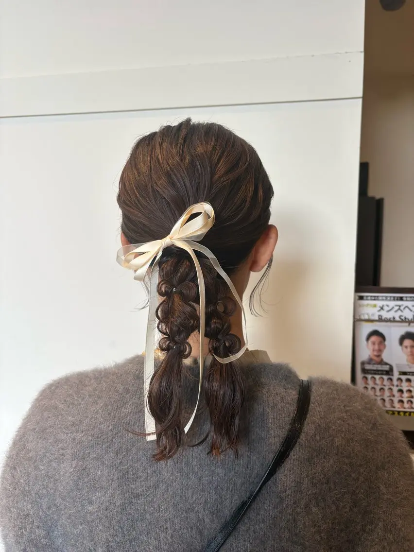 セミロング ヘアアレンジ ヘアセット 高橋 乙葉のヘアスタイル