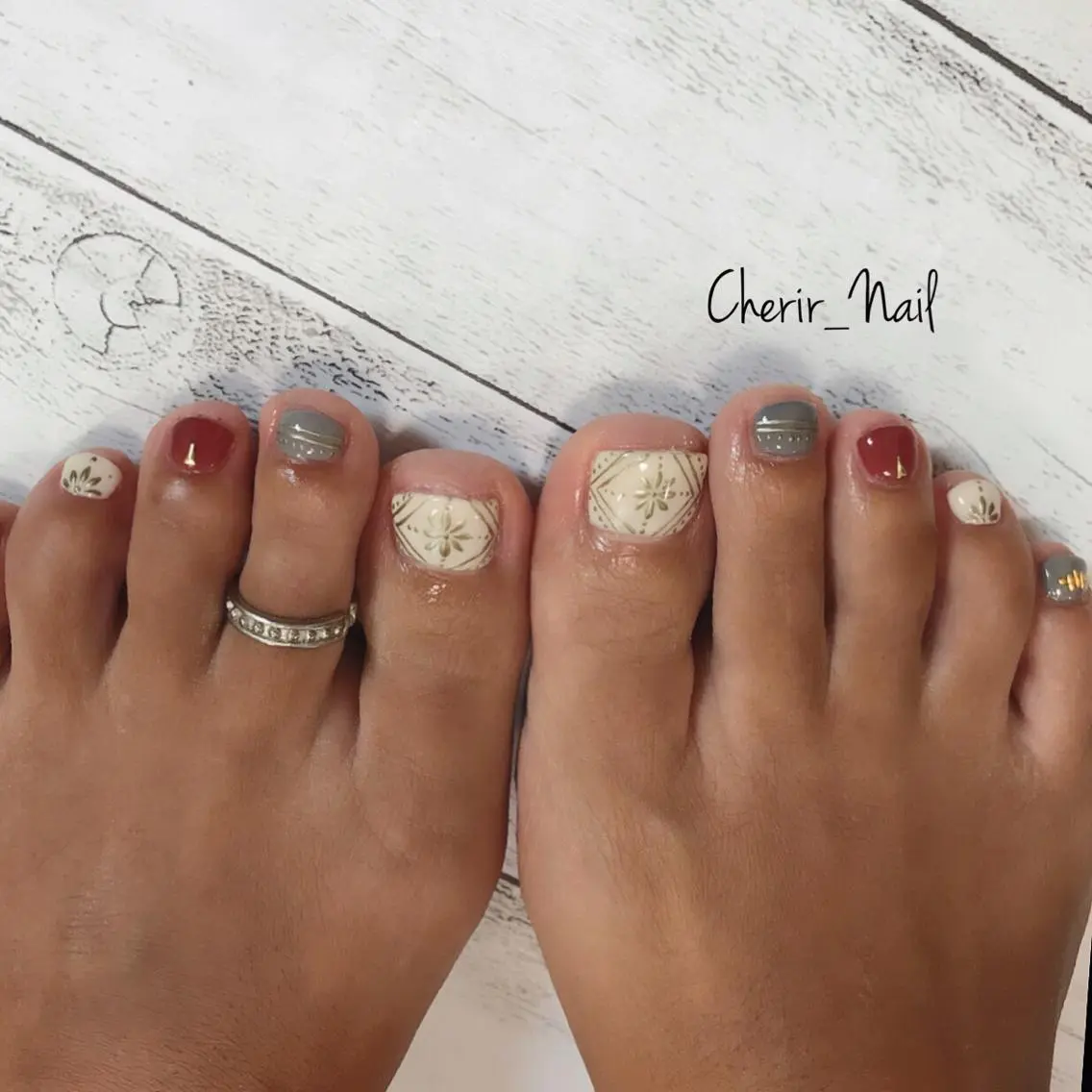 ネイル アートネイル ホワイト Cherirnail kaoriのネイルデザイン