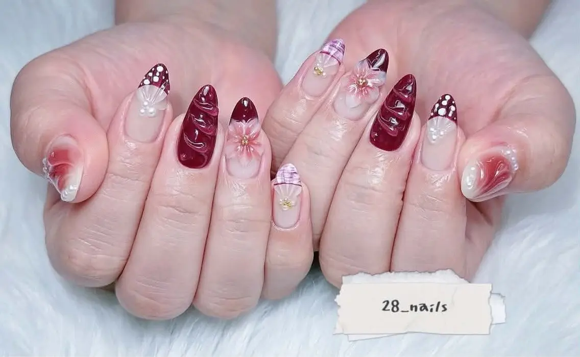 ロング ハンドネイル トゥー フエンのネイルデザイン