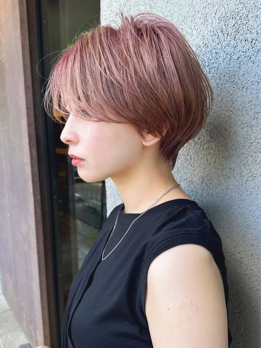 ショート カット ヘアカラー 浅井 寛十朗のヘアスタイル