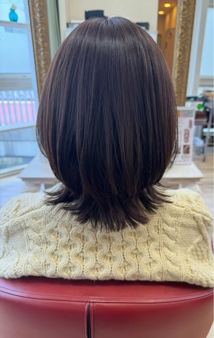 ミディアム 小倉 沙織のヘアスタイル
