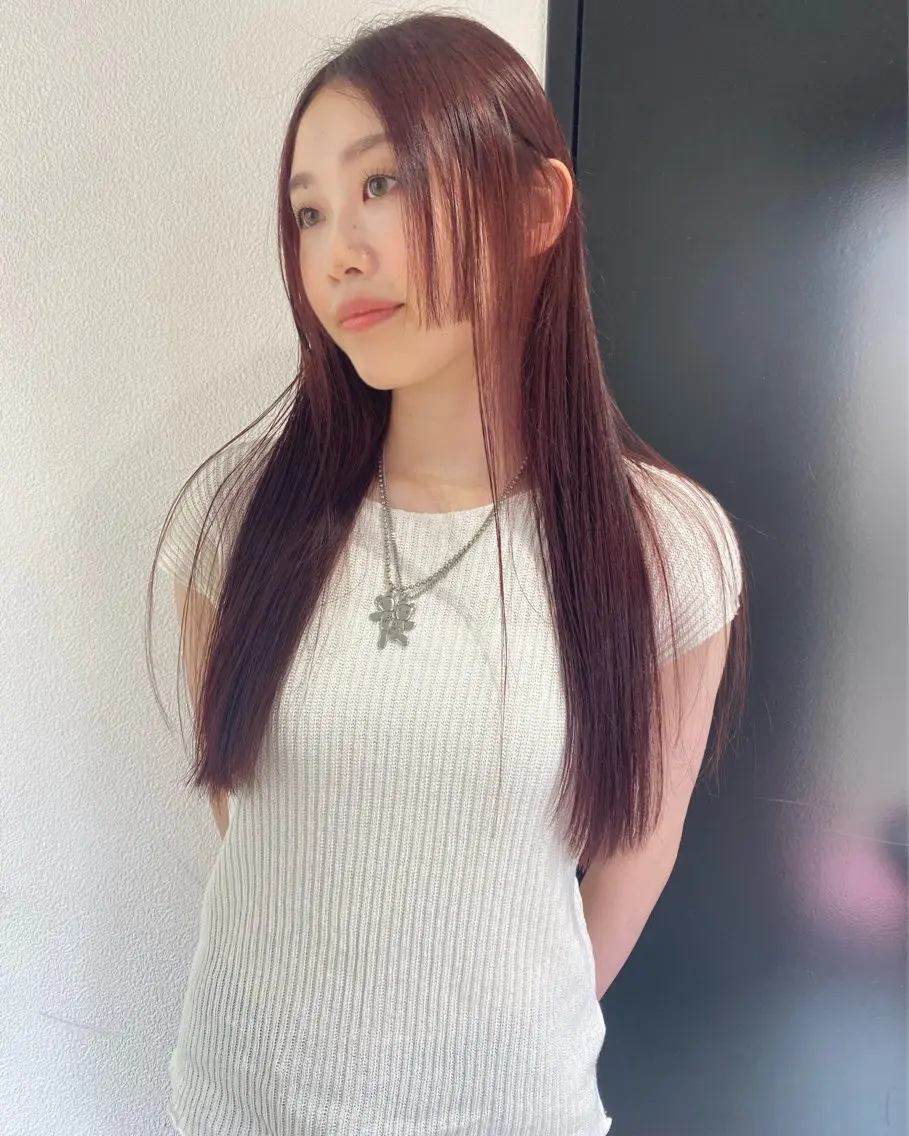 ロング カラー 寒河江 友花のヘアスタイル