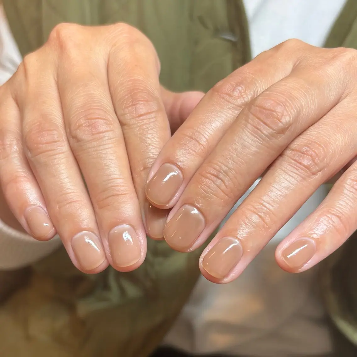 ネイル 人見 菜巴（ネイリスト）のネイルデザイン