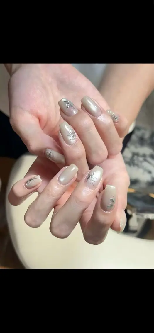ネイル vivi 🍒のネイルデザイン