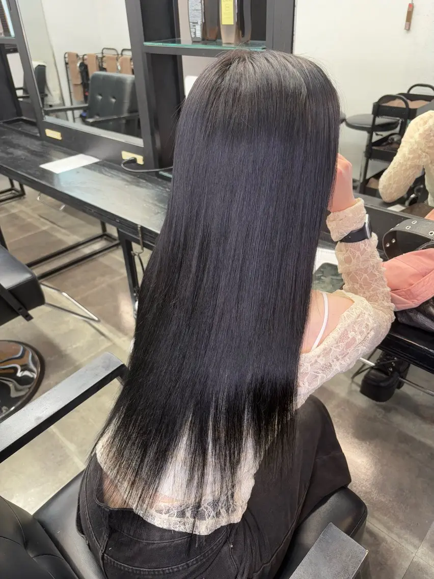 ロング エクステ エクステ 伊藤 妃織のヘアスタイル