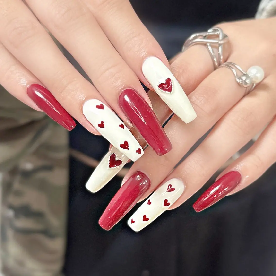 ネイル アートネイル オーロラネイル チークネイル フレンチネイル ガラスフレンチ 🎀YooLi Nail salonのネイルデザイン