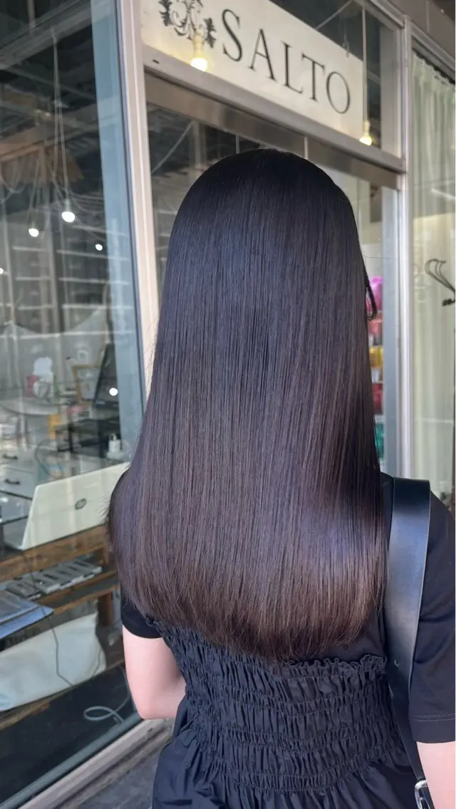 ロング カラー ディープラベンダー ラベンダーカラー ヘアカラー 透明感艶カラー SALTOすずのヘアスタイル