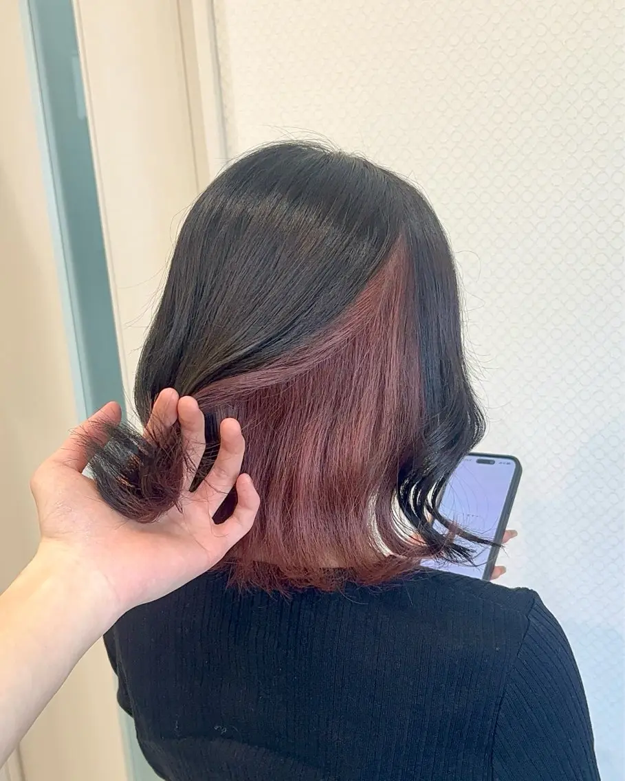 ミディアム カラー 黒髪 インナーカラー ピンクカラー ヘアカラー 大竹里旺/belle /インナーカラーのヘアスタイル