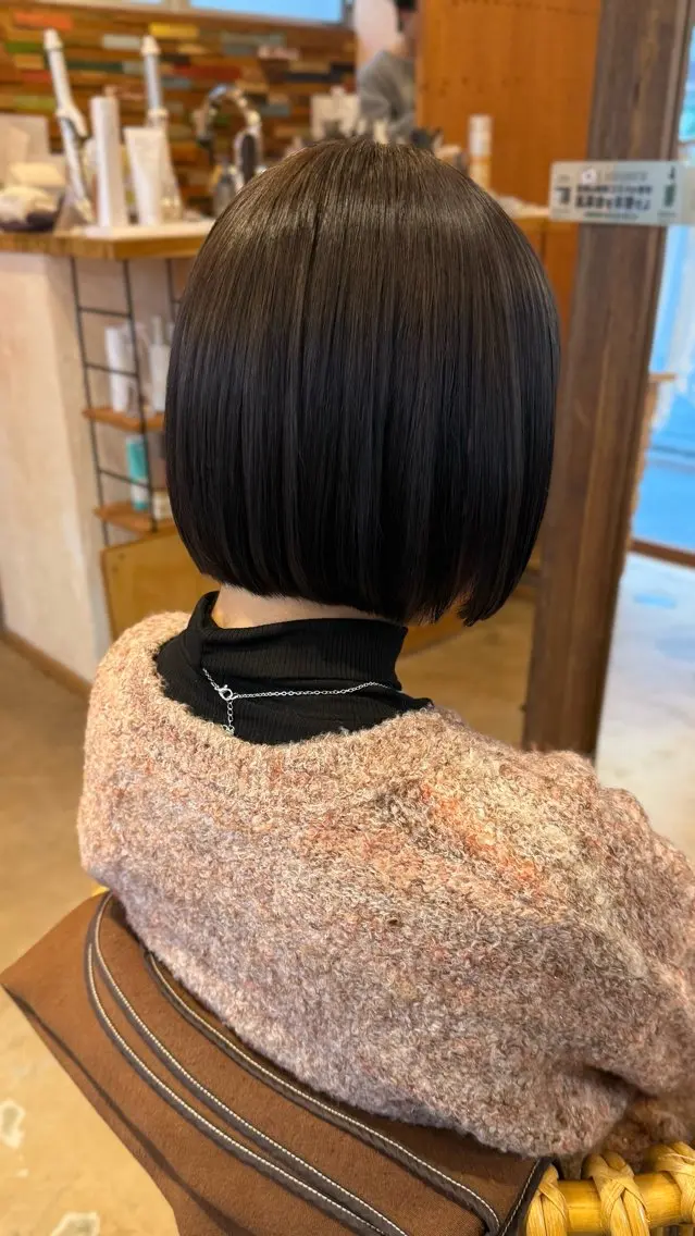 ミディアム カラー カット ヘアカラー トリートメント れい/デザインカラー /レイヤー/髪質改善のヘアスタイル