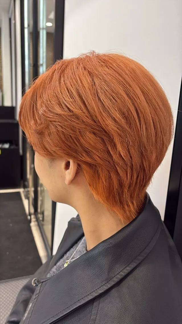 カラー メンズ メンズブリーチ ブリーチ オレンジ 石崎 瀬那のヘアスタイル