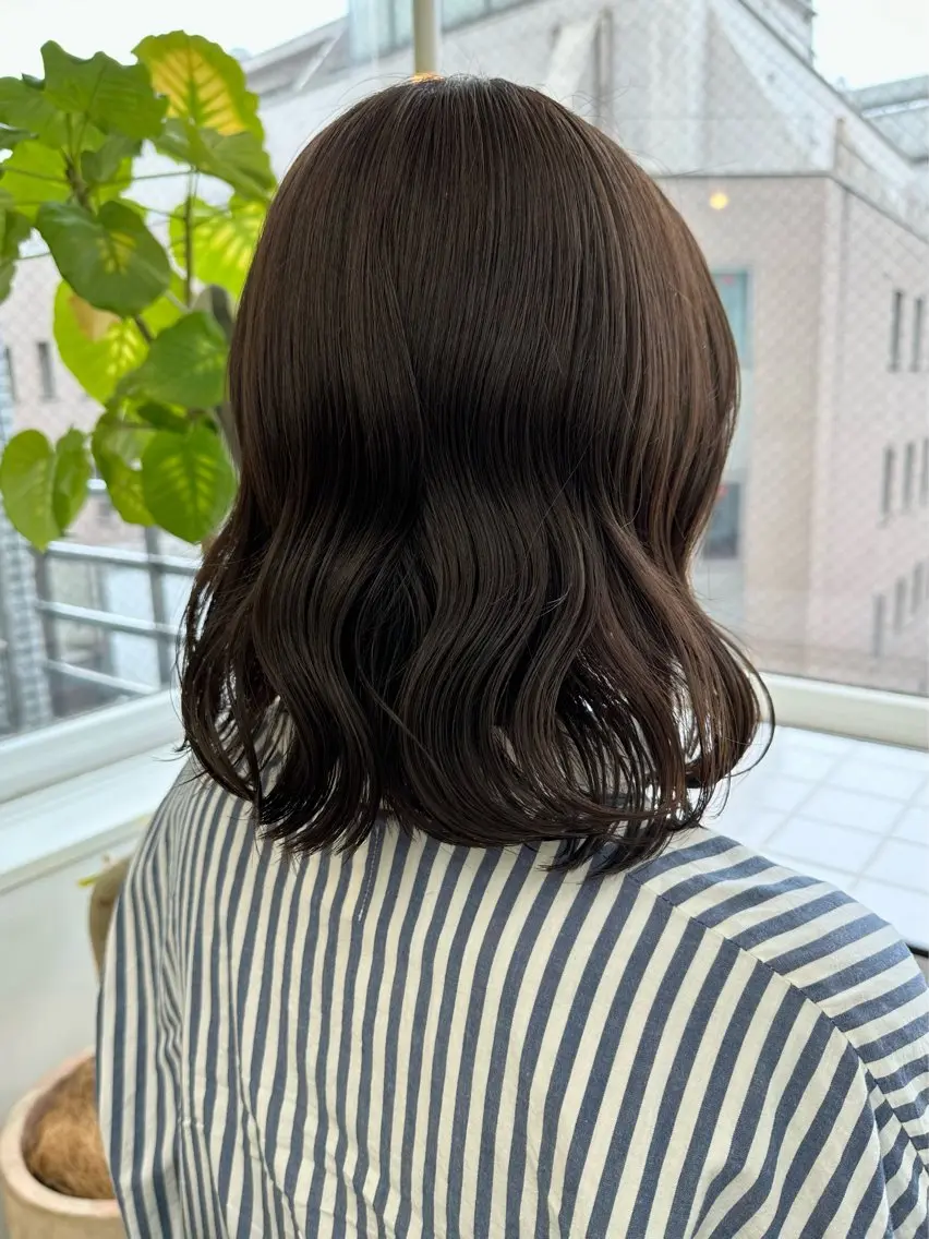 ミディアム カラー ベージュカラー ダブルカラー オリーブベージュ カット ヘアカラー トリートメント MOE /Zina横浜2ndのヘアスタイル